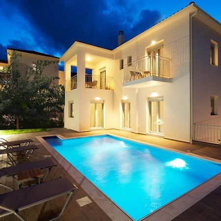 Amarianos Villas Agia Efimia Eksteriør billede