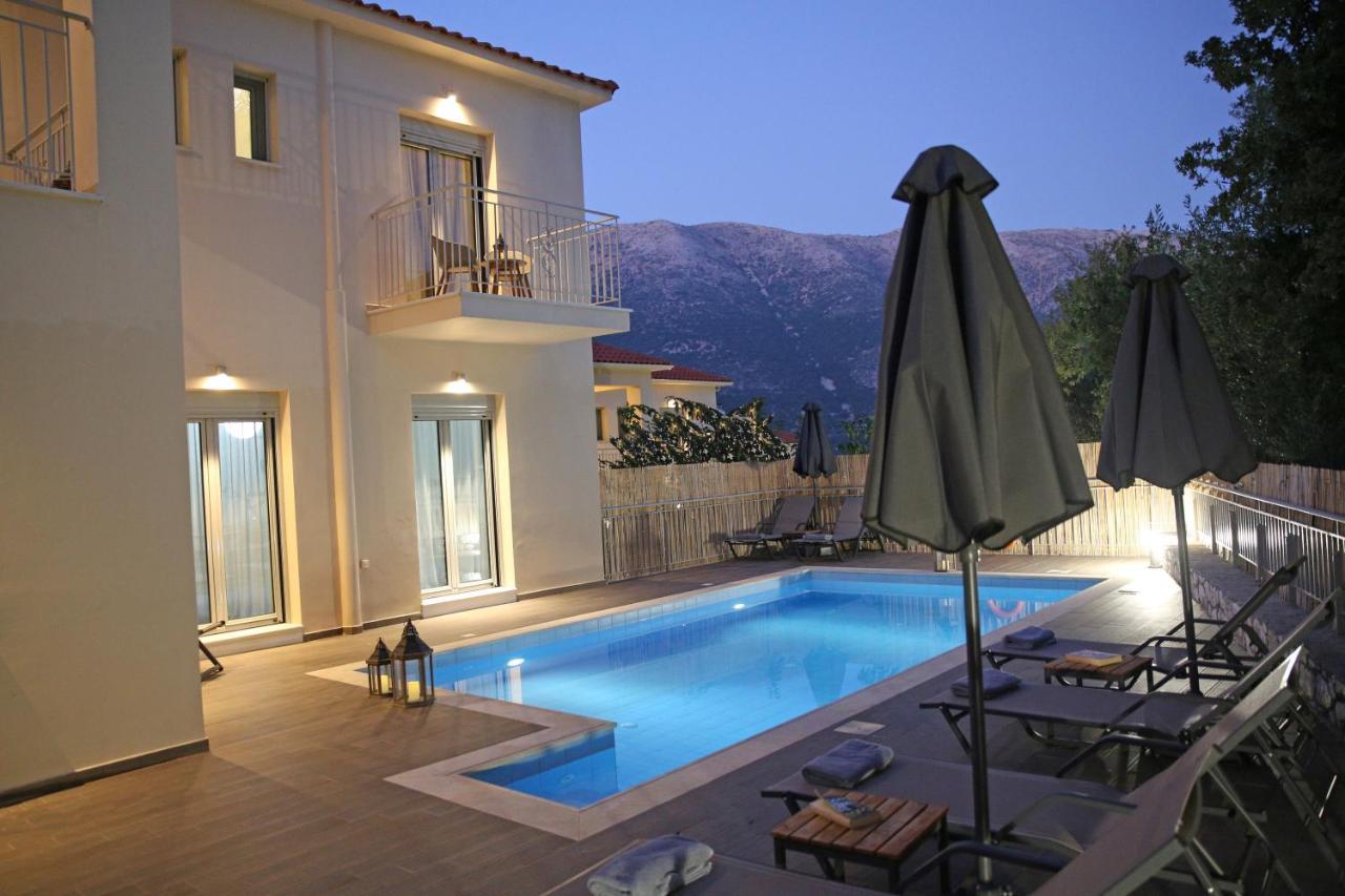 Amarianos Villas Agia Efimia Eksteriør billede