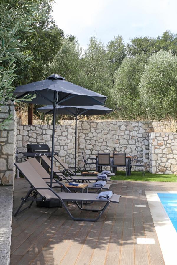 Amarianos Villas Agia Efimia Eksteriør billede