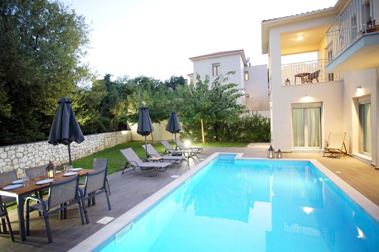 Amarianos Villas Agia Efimia Eksteriør billede