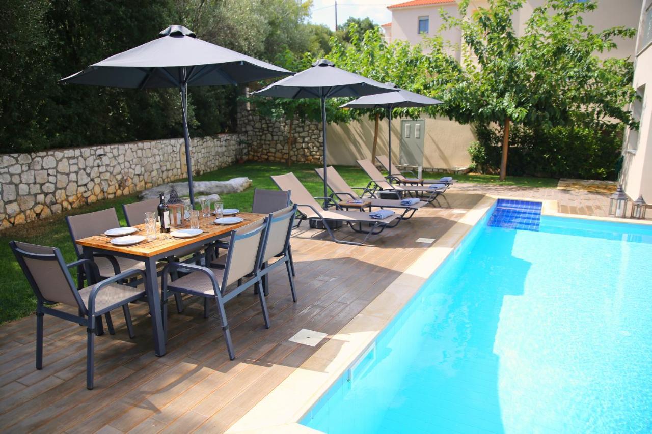Amarianos Villas Agia Efimia Eksteriør billede