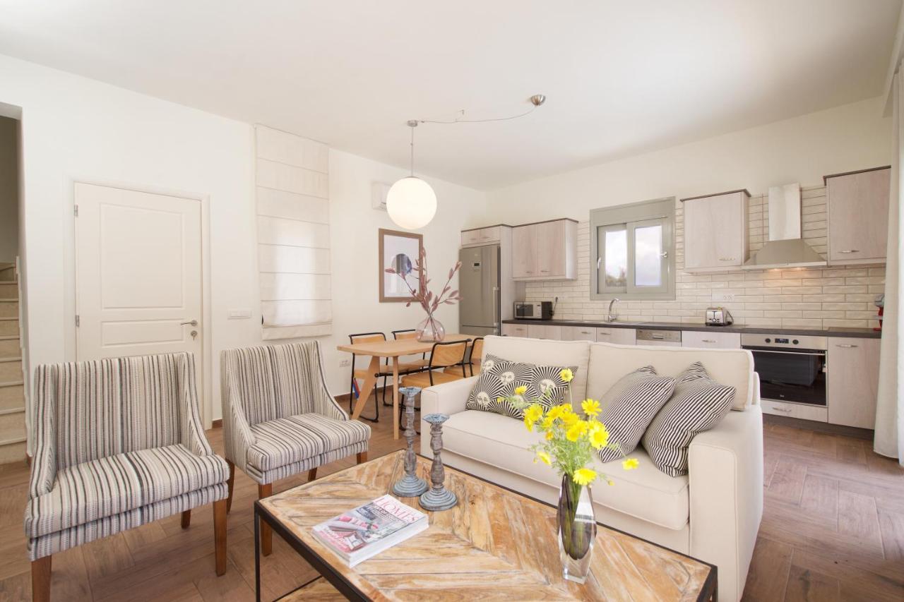Amarianos Villas Agia Efimia Eksteriør billede